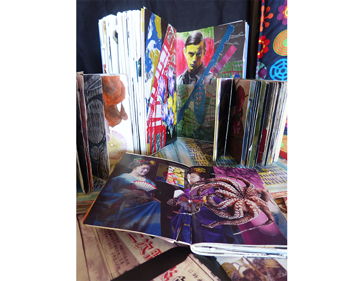 14 Tiny Travelling Architectures